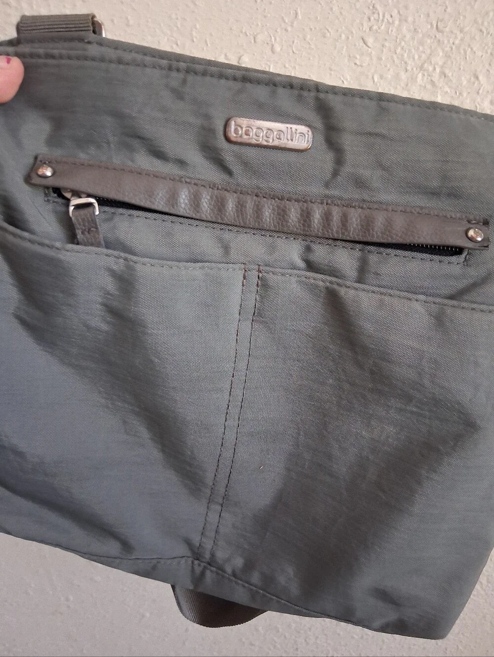 Baggallini Gray Crossbody Bag